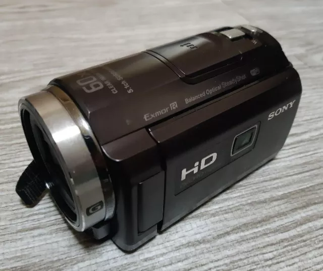 SONY HDR-PJ540 T HandyCam Projector Camcorder Brown Memory 32GB Tested Working