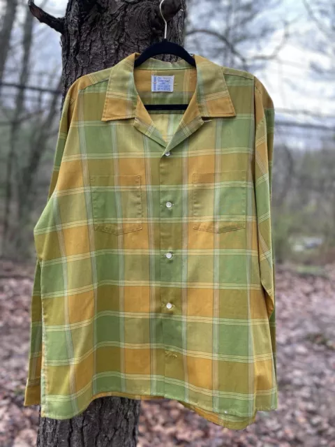 Vintage 50s 60s JC Penney Townsend Loop Collar Shirt