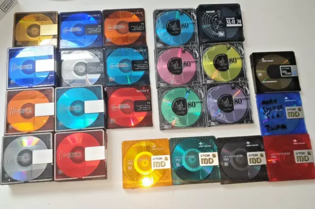 56 x Joblot Used Recordable Mini-Discs MD Music Artists SONY TDK Maxell 🎶💽🎤