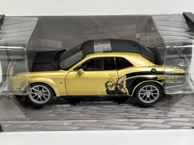 SOLIDO 1/18 - DODGE Challenger R/T Widebody Streetfighter 