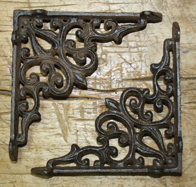 4 Cast Iron Antique Style Heart Brackets, Garden Braces Shelf Bracket