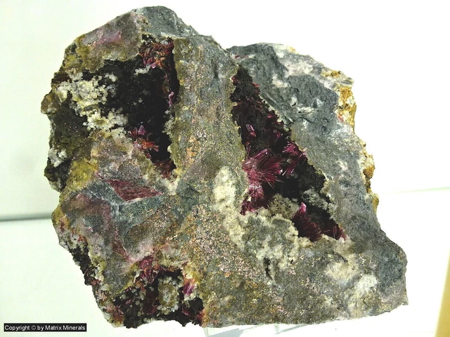 Erythrin - Kobaltblüte  von  Aghbar, Bou Azzer, Marokko # 1