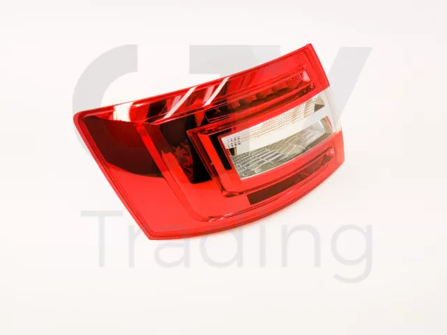 A New Skoda Octavia 18-> Rear Left Taillight Without Bulb Carrier 5E5945111B