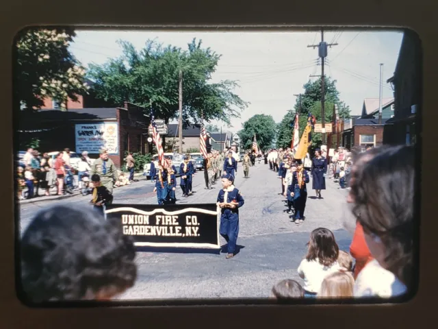 Vtg 1950s 35mm Slide - Gardenville, NY Parade Cub Scouts, Frank's Garden Inn