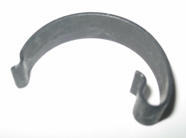 MERCEDES M119 V8 Engine Air Filter Housing Spring Clip A0000943755 New ...