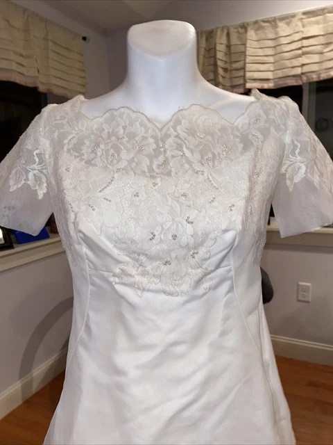 VINTAGE Chiffon With Lace Wedding Dress w Train Size 2