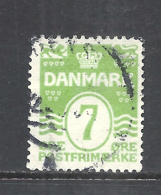 DENMARK SCOTT 91 USED VF - 1926 7o APPLE GREEN ISSUE (C)    CV $7.25