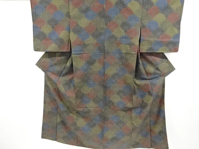 6817372: Japanese Kimono / Vintage Omeshi Kimono / Woven Kiku