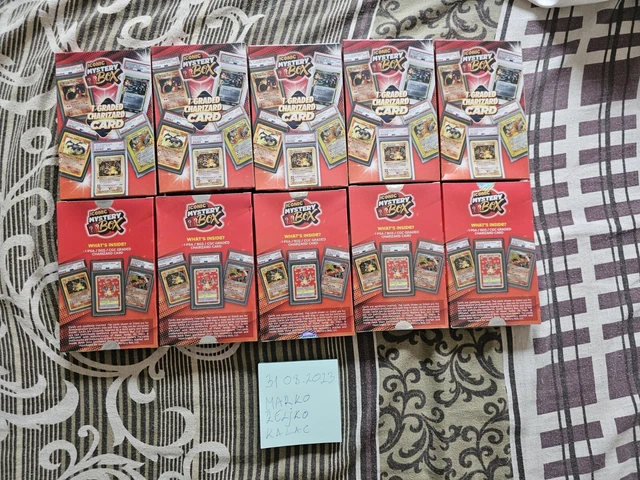 One Random PSA/CGC Graded Pokémon Card - Authentic Encased Collectible - Foto 8