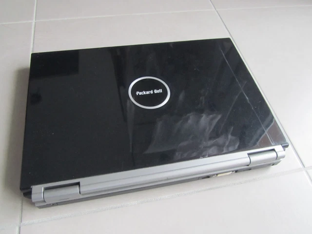 Coque Et Contour LCD Blanc Pour Packard Bell Minos GP2W – Occasion, Compatible