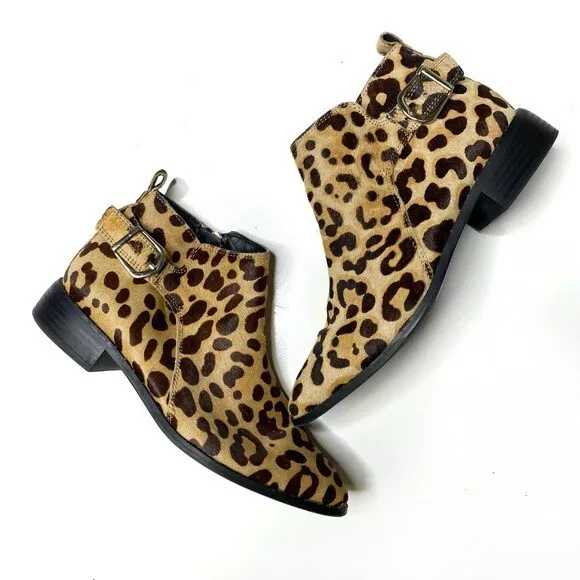 By Steve blooded Madden Chavi L
