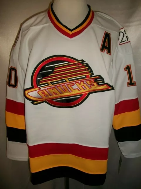 PAVEL BURE Signed Vancouver Canucks White Retro CCM jersey - NHL Auctions