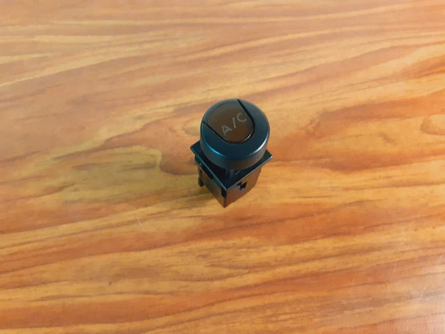 Interrupteur Bouton-poussoir A/C Climatisation Pour Citroën C1, Peugeot 107, Toyota Aygo Mk1 (2005-2014) - Référence OE 6554KX - ABS Noir