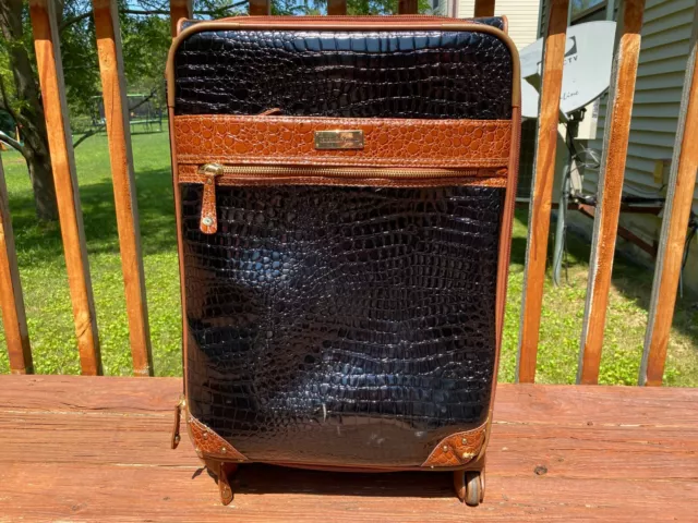 Samantha Brown Classic Black Croc Embossed 26" Spinner Wheeled Upright Luggage