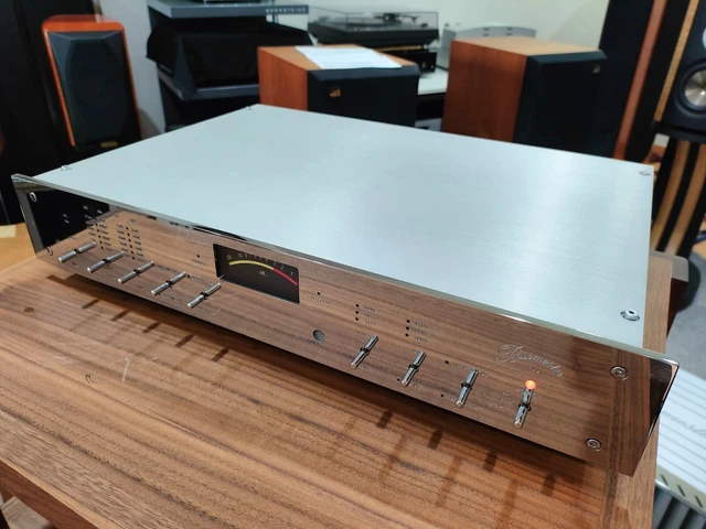 Amplificateur (Préampli) 2 Canaux 2x90W • AVeco Technologies