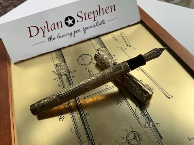 Sheaffer Commemorative limited edition lever action fountain pen 18K medium nib