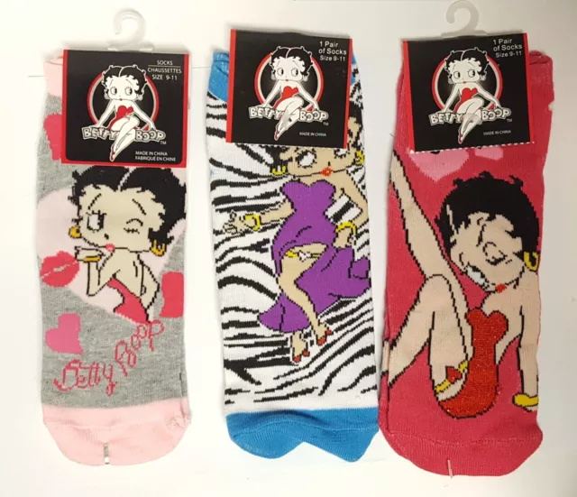 BETTY BOOP Socks 3 Pair NEW Ankle Short Low 2012 Blow Kiss Leg Kick sz 9-11 NOS