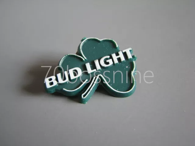 Bud Light Budwesier Green Plastic Clover Breweriana Hat Pin Lapel Pin