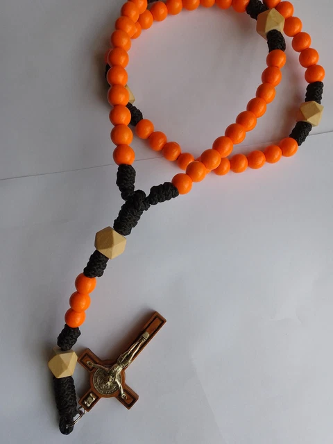 Chapelet de combat St Benoît Hyper Robuste Perles bois coloré Corde