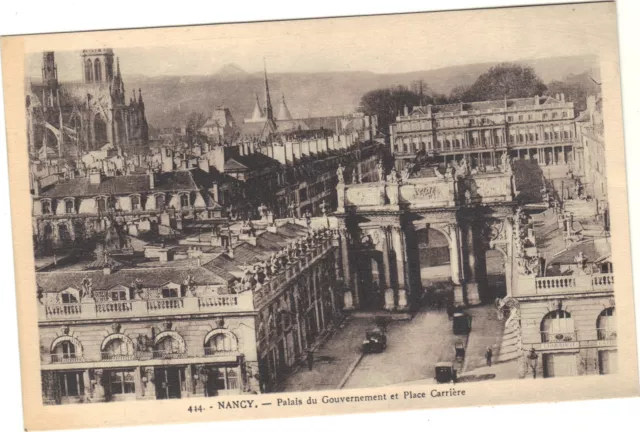 54 - cpa - NANCY - Palais du Gouvernement et la place Carrière (H9049)