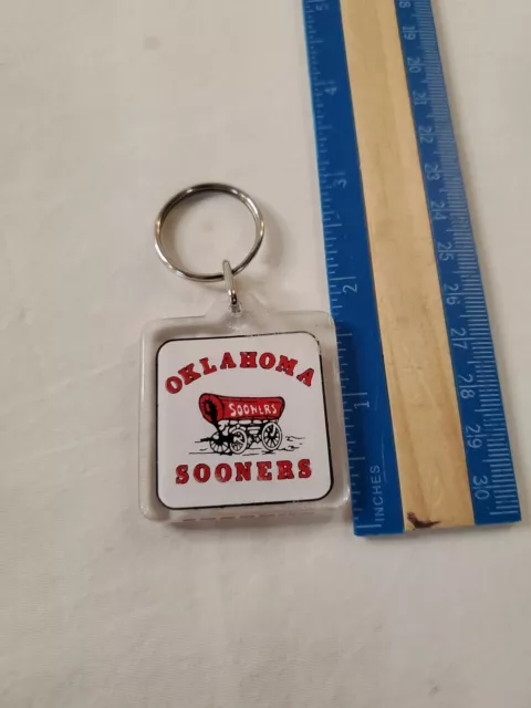 Vintage Acrylic OKLAHOMA SOONERS keychain