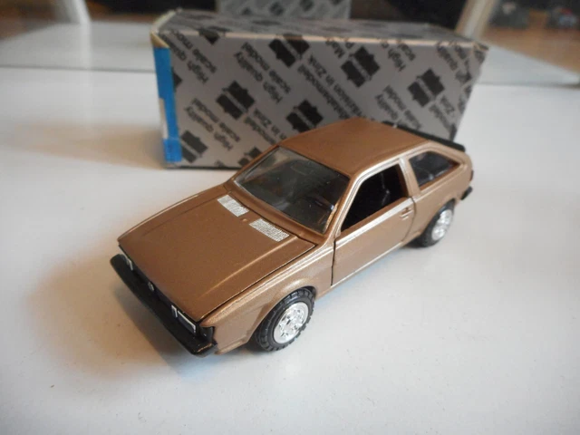 Conrad 1:43 - VW Scirocco MKII Bleue - Sans Boîte - Très Bon état
