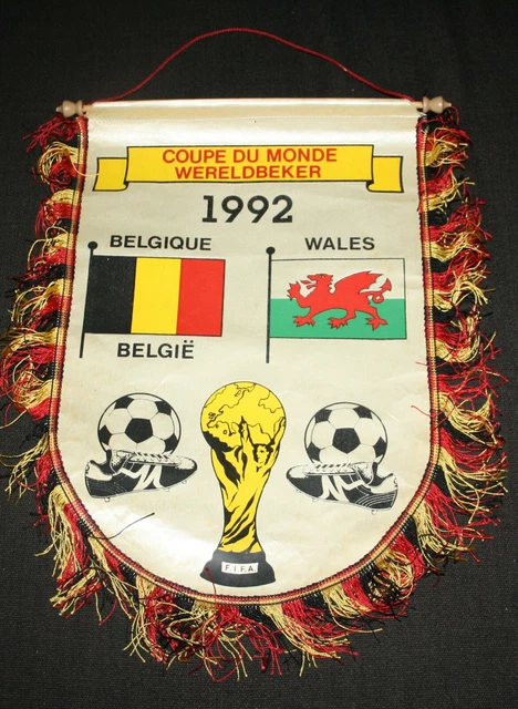 Fanion Coupe Du Monde 1982 – France Belgique Paris – Vintage