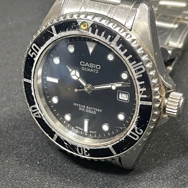 Montre CASIO Digital Chronographe 60QS-20 Pour Homme - À Quartz - À Restaurer
