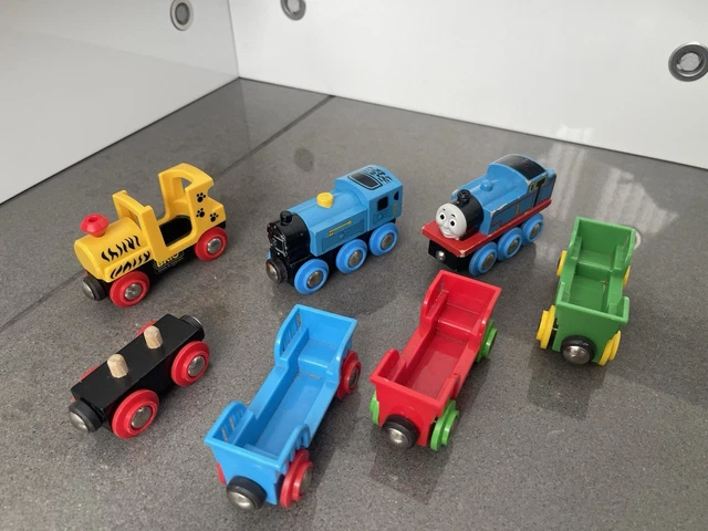 BRIO WOODEN THOMAS Friends Train Bundle See Photos 23 99 PicClick UK BRIO WOODEN THOMAS Friends Train Bundle See Photos 23 99 PicClick UK