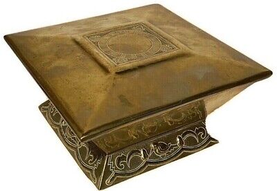 Vintage Arts & Crafts Design Signed Flared Brass Repoussé Detail Wood Lined Box
