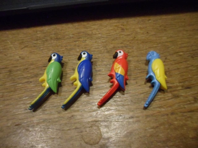 Drapeaux Playmobil Catégorie 4 - Lot D'accessoires Occasion En Très Bon état