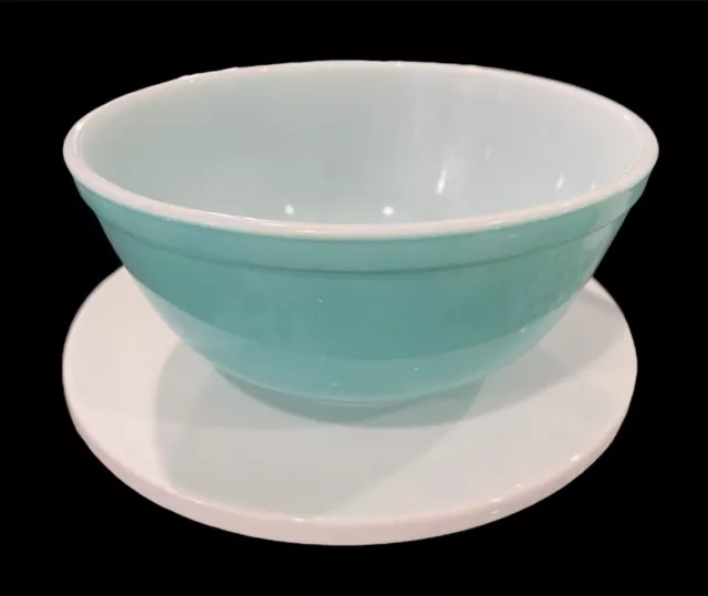 Vintage Pyrex 403 Turquoise Mixing Bowl Robin Egg Blue 2 1/2 QT