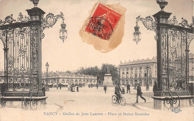 NANCY - grilles de Jean Latour - place et statue Stanislas -