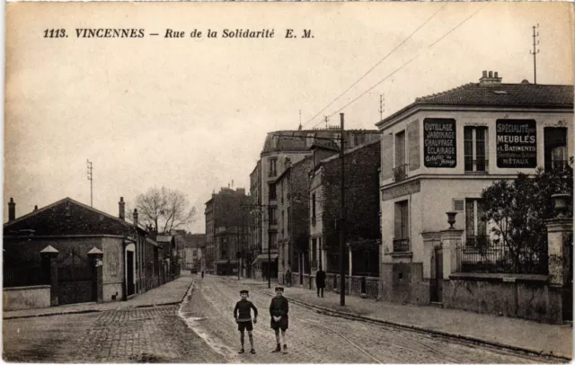 CPA AK Vincennes Rue de la Solidarite FRANCE (1283238)