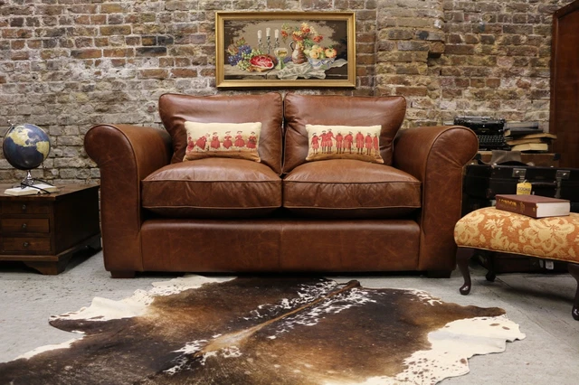 【LAURA ASHLEY】ローラアシュレイ Burgess 本革 2シーター 値下げ/英国ブランドLAURA ASHLEY(ローラアシュレイ)の総本革張り