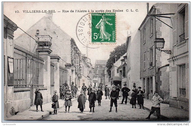 95 VILLIERS LE BEL - rue de l'aistre sortie des ecoles