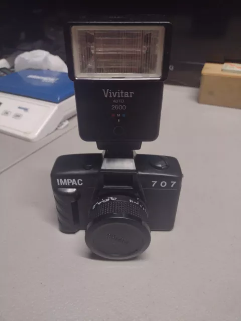 Vivitar Auto 2600 Electronic Flash with 35 mm camera
