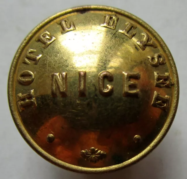 Rare bouton bombé en métal doré Hôtel Elysée / Nice, de 16 mm