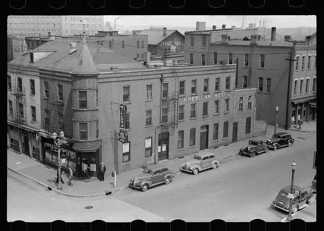 Hotel, Dubuque, Iowa 1940s Old Photo