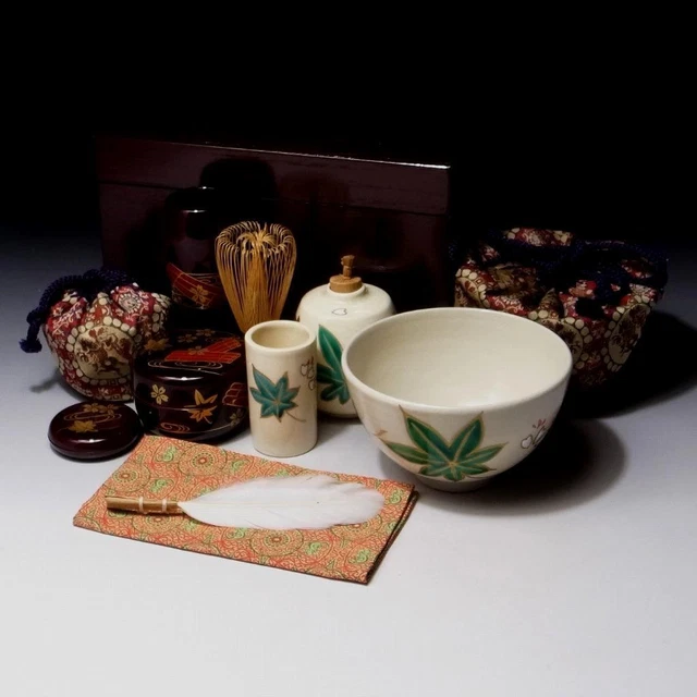 $YK79 Japanese Handy Tea-things for Matcha with Lacquered Wooden box, Chabako