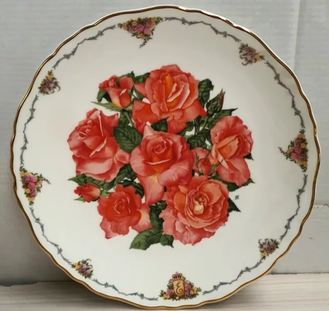 Royal Albert The Queen Mother's Favorite Flowers c1990 Elizabeth of Glamis Plate