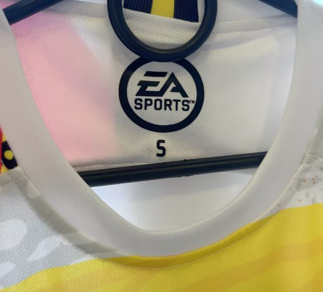 MAGLIA DA CALCIO FIFA 20 EA Sports Ultimate Team 18 2020 taglia S EUR 36 66 PicClick IT