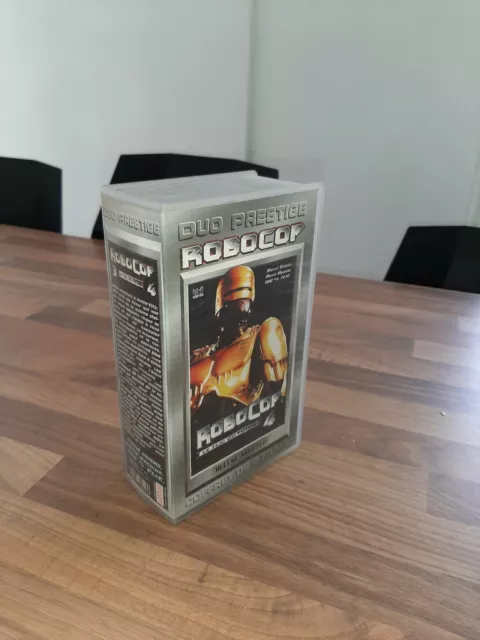 CASSETTE VIDEO VHS RARE ROBOCOP  3 et 4 Le flic du Futur Coffret VHS COLLECTOR