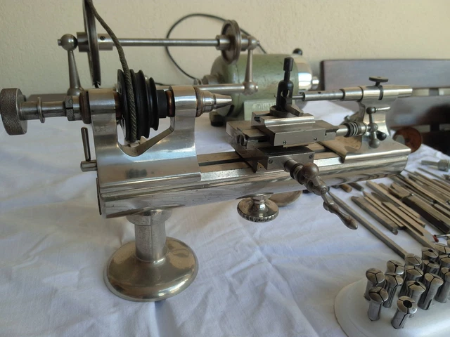 Silent Block M6 EVI Herrajes Fermaporta Autoadesivo Per Parete, 28