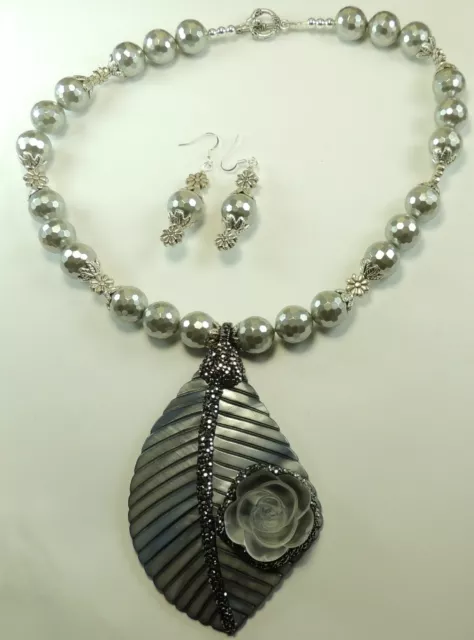 Artisan Statement Grey Shell Pearl Necklace Earrings Set MOP Pendant Handcrafted