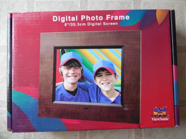 ViewSonic DPX802 8" TFT Digital Pict Frame-Model:VS12075-256 MB Internal Memory