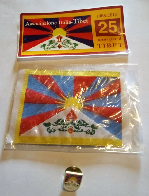 Lotto 3 GADGET TIBET LIBERO Spilletta Pin + Bandierina + Adesivo 2013 Italia