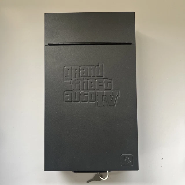 Grand Theft Auto IV スペシャルエディション の金庫。GTA s-l400.jpg