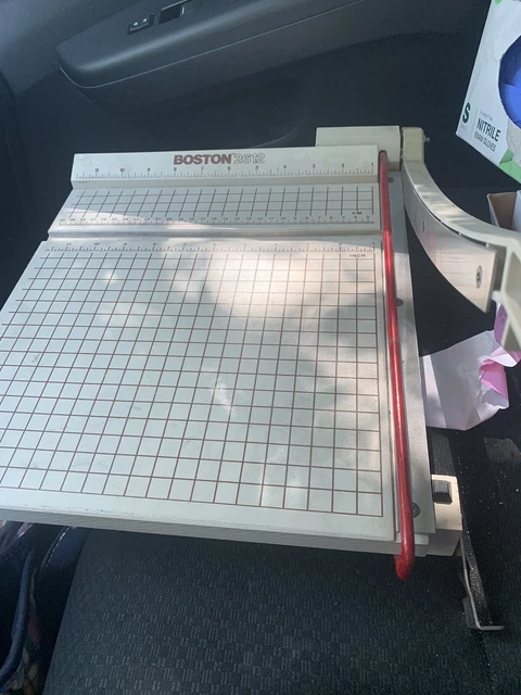 Boston 2612 Paper Cutter