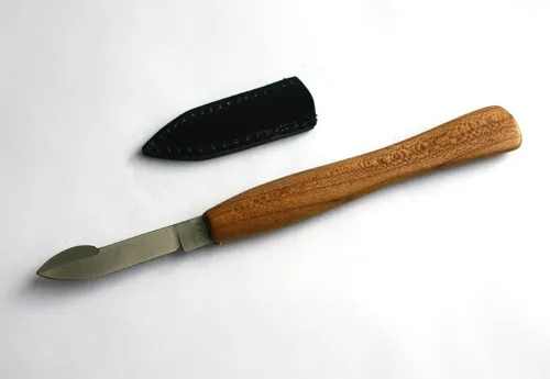 Radiermesser mit Holzgriff